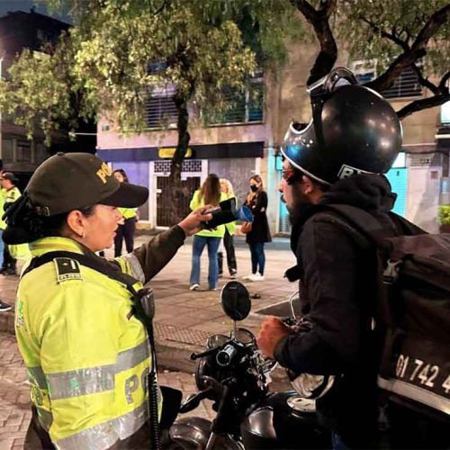 ¡Pilas! Siguen controles de alcoholemia para prevenir siniestros viales en Bogotá