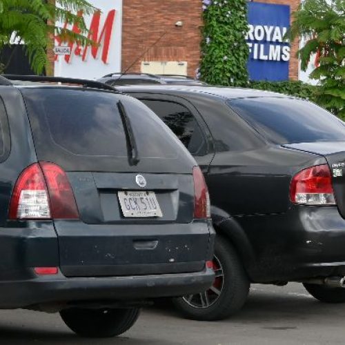 Vehículos extranjeros podrán obtener SOAT por 15 días para transitar en Colombia