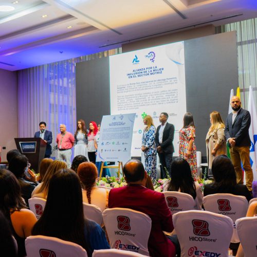 Más de 54.000 negocios automotrices conectados Expopartes impulsan la economía en Bucaramanga 
