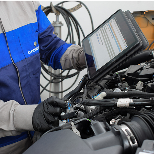 Vehículos y talleres conectados desarrollan la industria automotriz