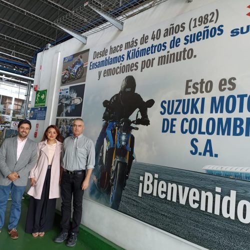 Presidente Ejecutivo Nacional visita a Suzuki en eje Cafetero.