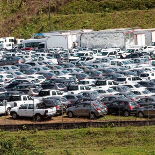 Las ventas de vehículos nuevos cayeron 33,4% en abril y llegaron a 13.740 unidades