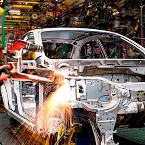 El sector de vehículos alcanzó $2 billones en utilidades el año pasado